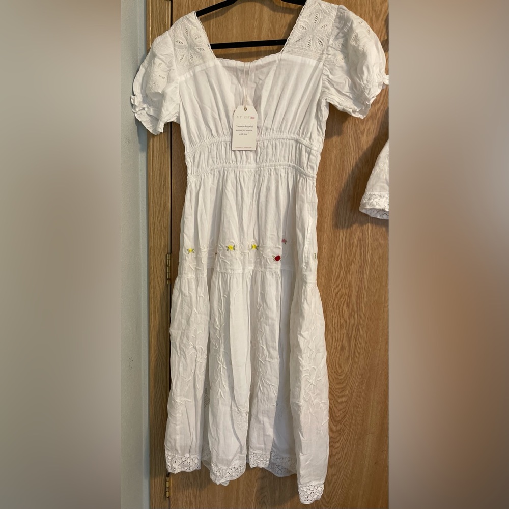 Medium Ivy city dress - Picture 2 of 3